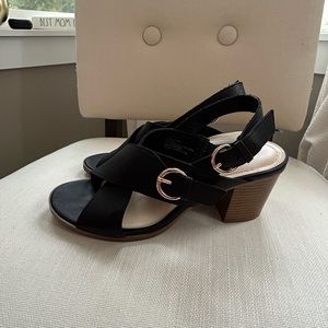 Liz Claiborne Black Shoes Size 8.5